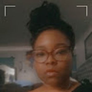 Meet your Posher, Carlotta